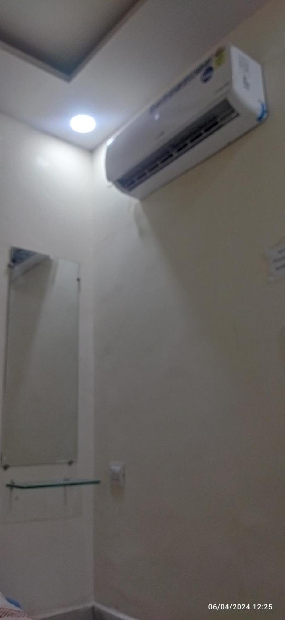 Shree Gajlaxmi Hotel Walking Distance From Mahakaleswar Удджайн Экстерьер фото